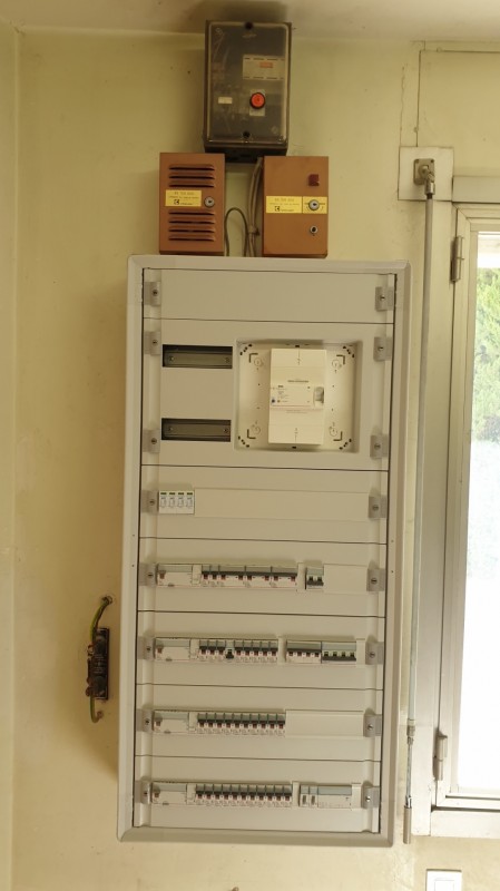 Remplacement d’un tableau électrique triphasé à La Valentine – Marseille 11e