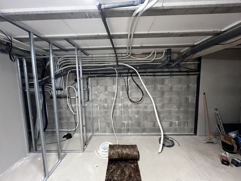 Création d'une pièce supplémentaire tout corps d'état à Pourrières dans le Var